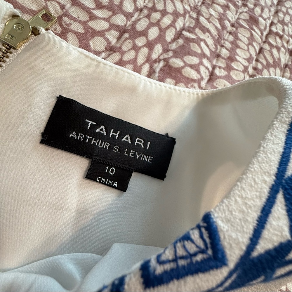 Tahari ASL White Dress with Blue Accents - Picture 3 of 8